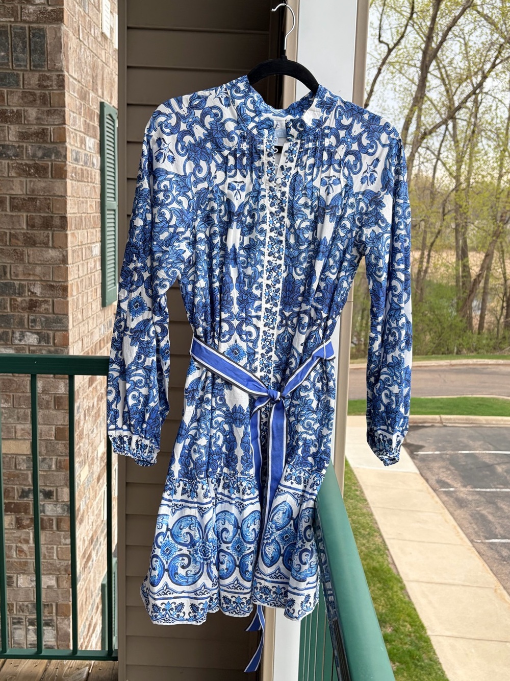 ππ«Antonio Melani Brynn BlueWhite Floral Mini Dress Belted Cotton Boho Chic Size4 - Picture 3 of 17